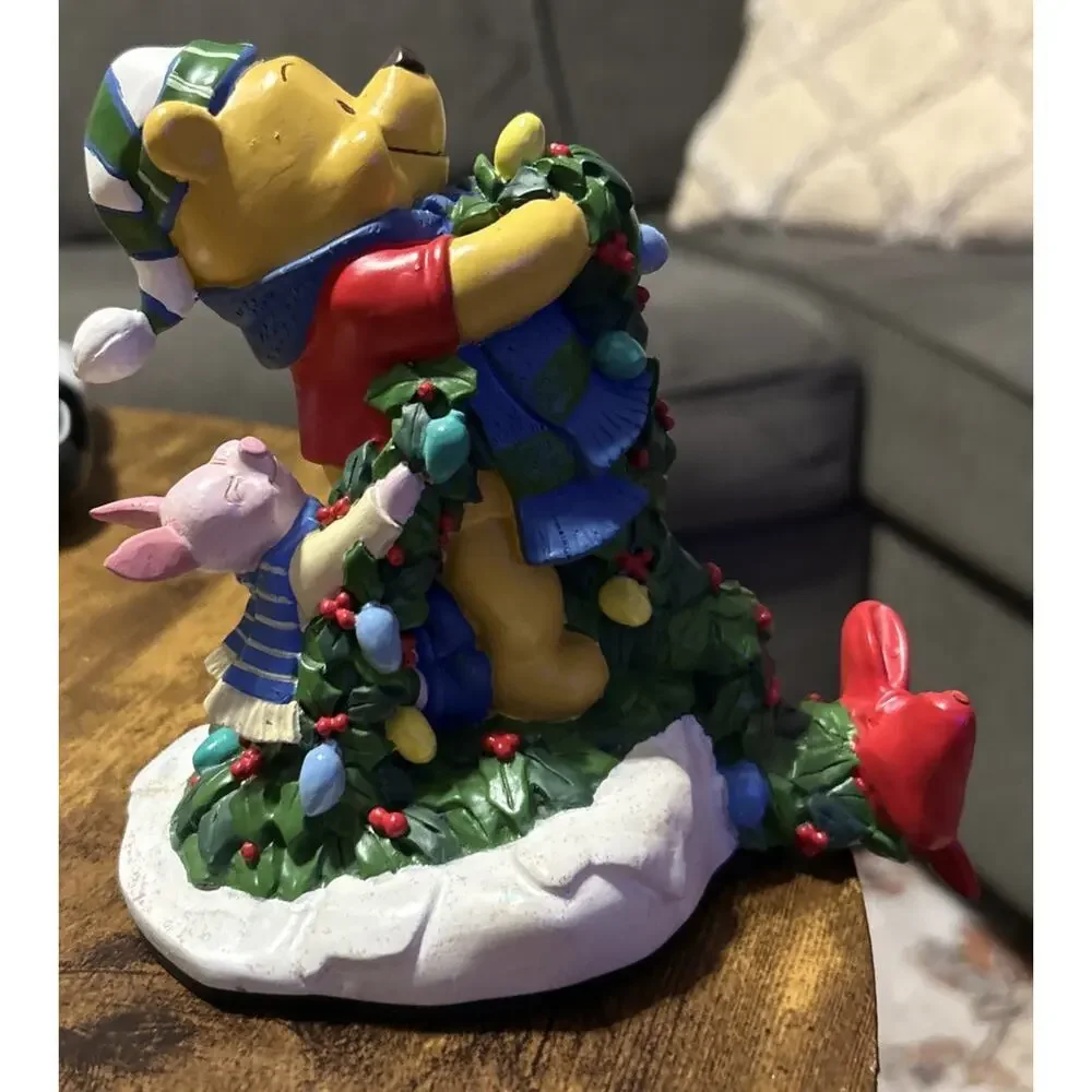 1996 WINNIE THE POOH & PIGLET STOCKING HOLDER 1996 Pooh's Winter Wonderland